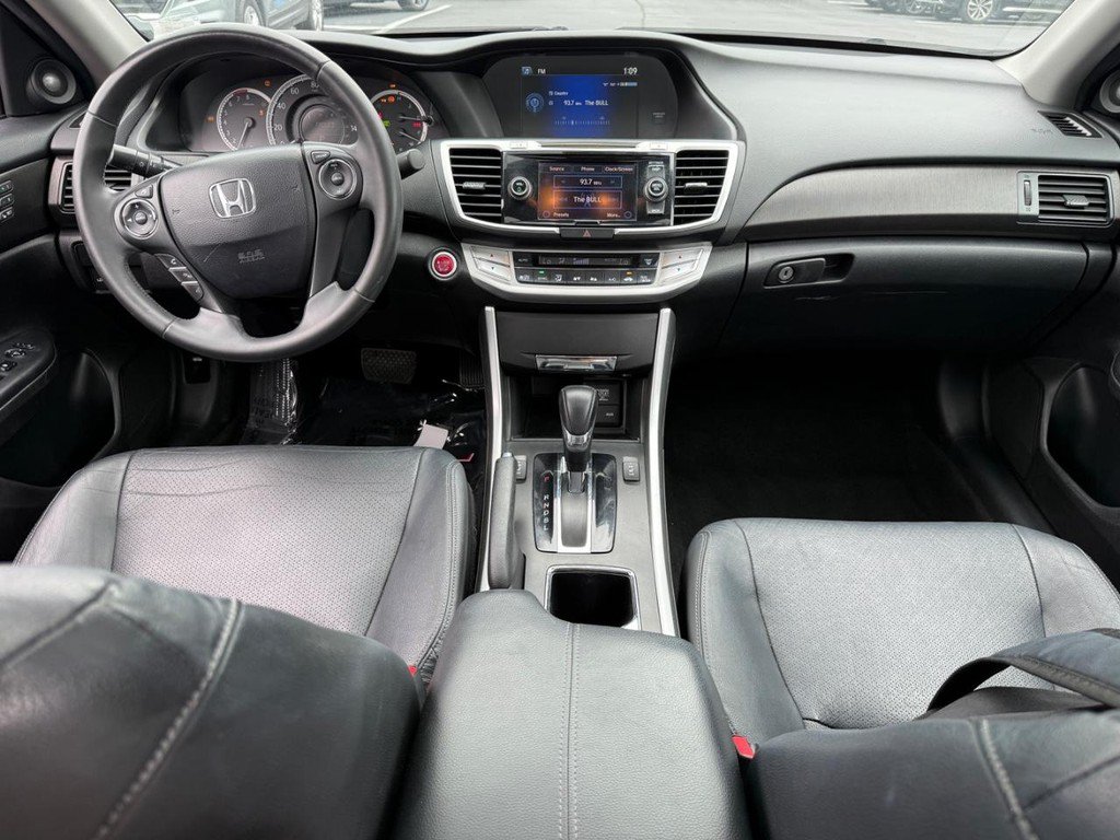 Used 2014 Honda Accord EX-L image 11
