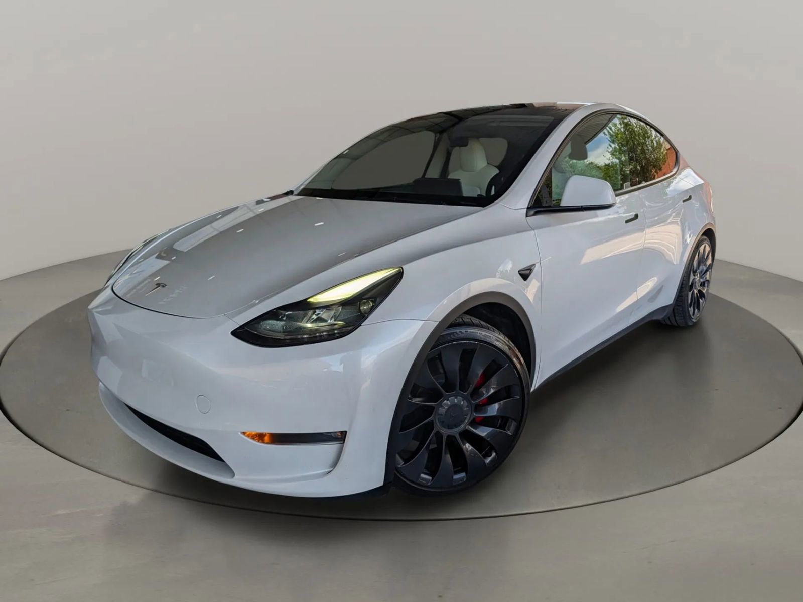 Used 2023 Tesla Model Y Performance AWD/4WD image 1
