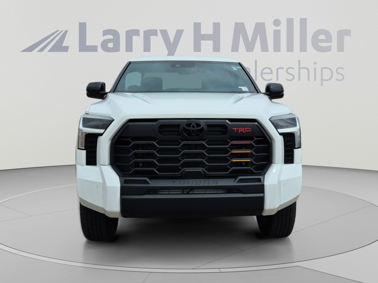 Used 2026 Toyota Tundra SR5 w/ TRD Off-Road Package AWD/4WD image 8