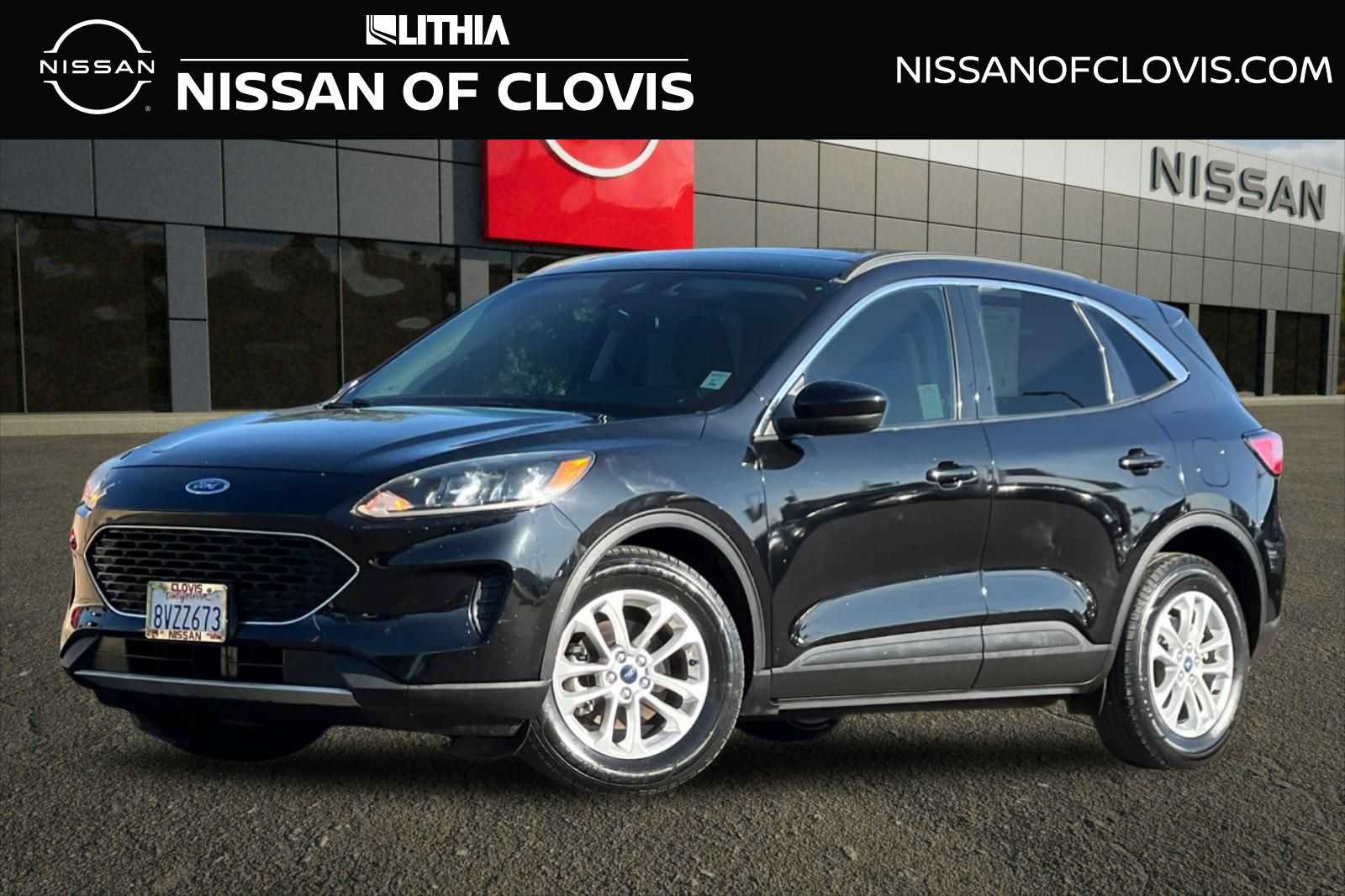 Used 2021 Ford Escape SE w/ Cold Weather Package image 1