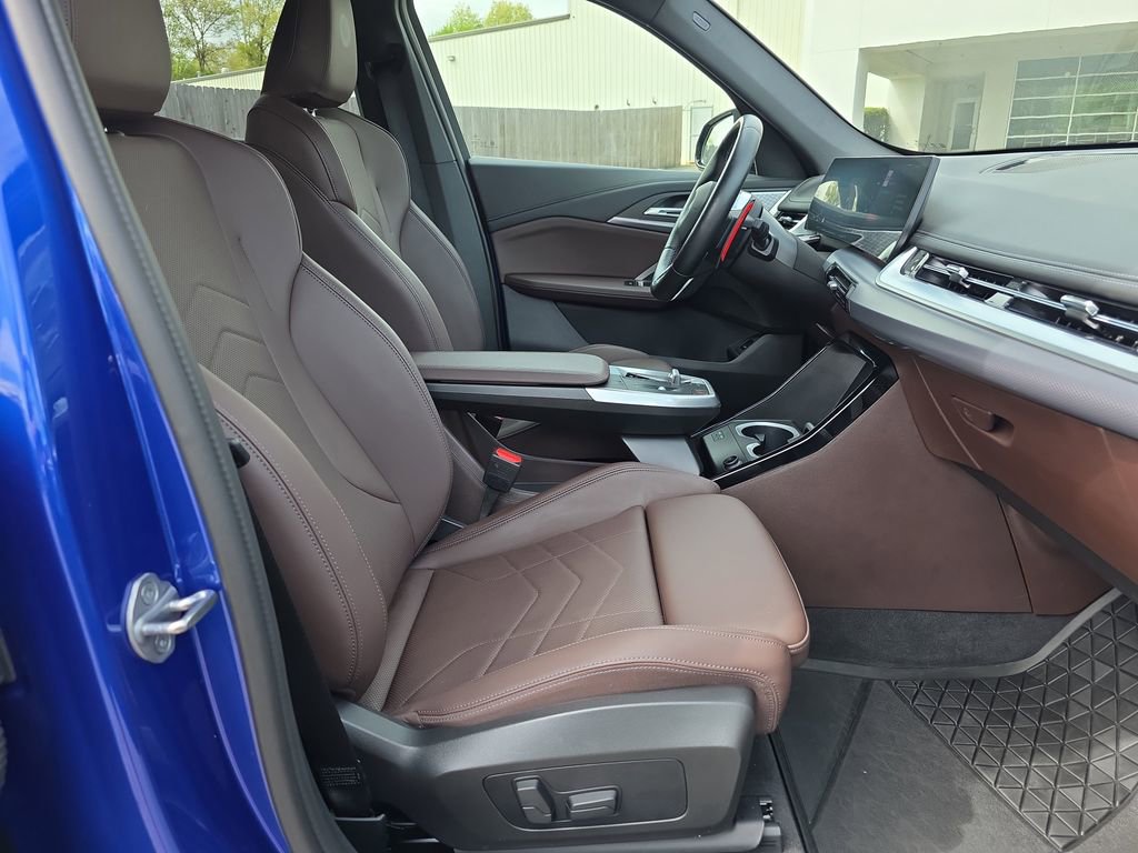 Used 2024 BMW X1 M35i w/ M Sport Professional Package AWD/4WD image 15