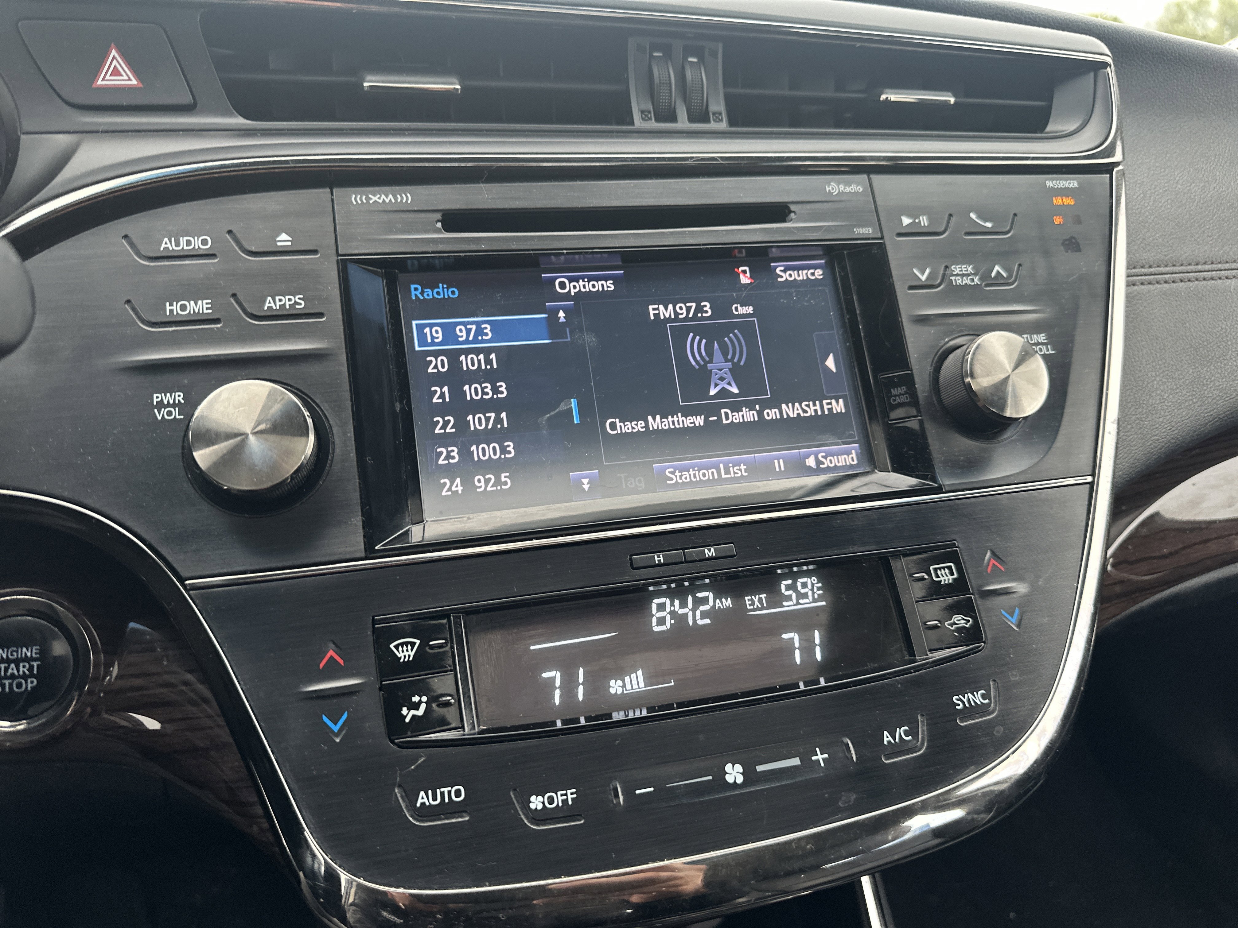 Used 2015 Toyota Avalon XLE Touring FWD image 27