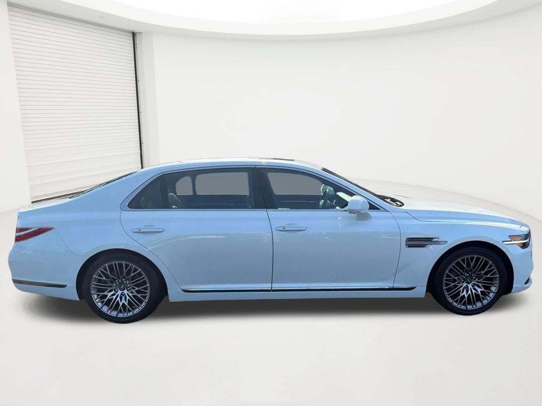 Used 2022 Genesis G90 3.3T Premium AWD/4WD image 4