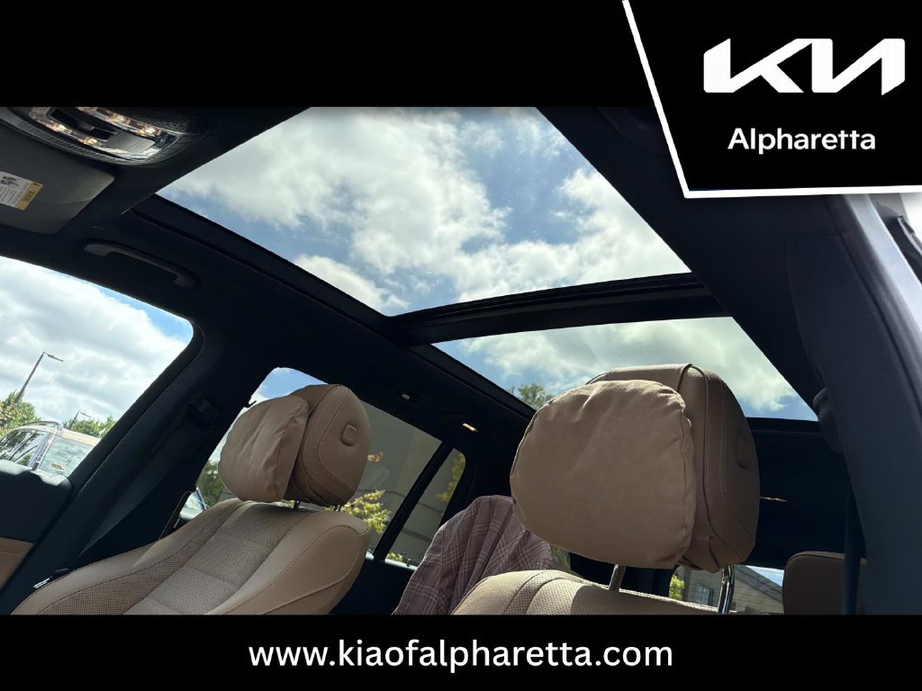 Used 2025 Mercedes-Benz GLS 450 4MATIC image 30