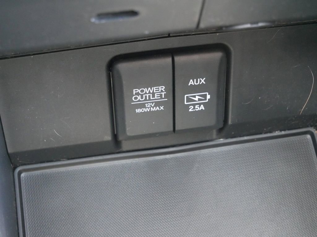 Used 2022 Honda Pilot Touring image 32