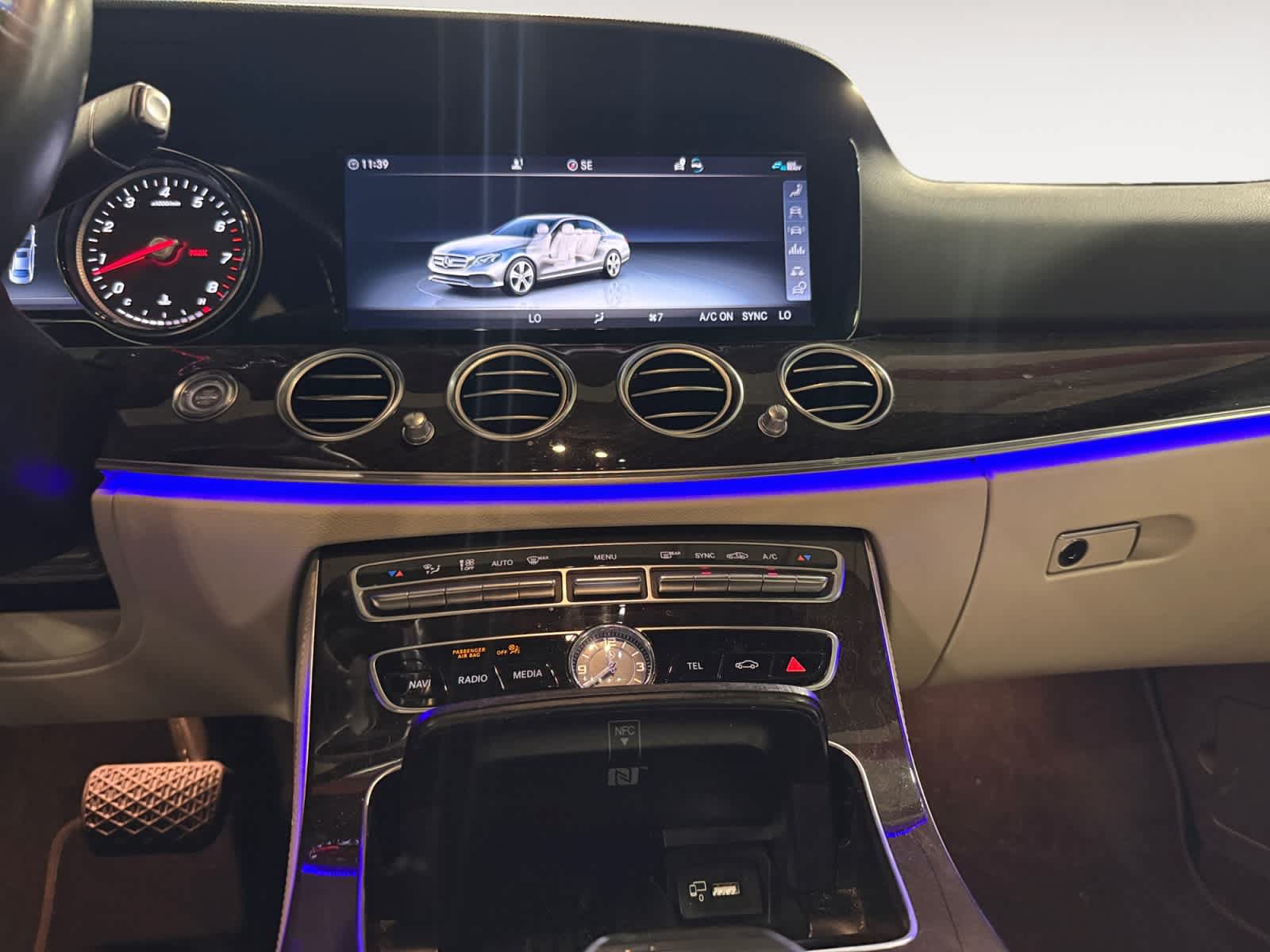 Used 2019 Mercedes-Benz E 450 4MATIC Sedan image 12