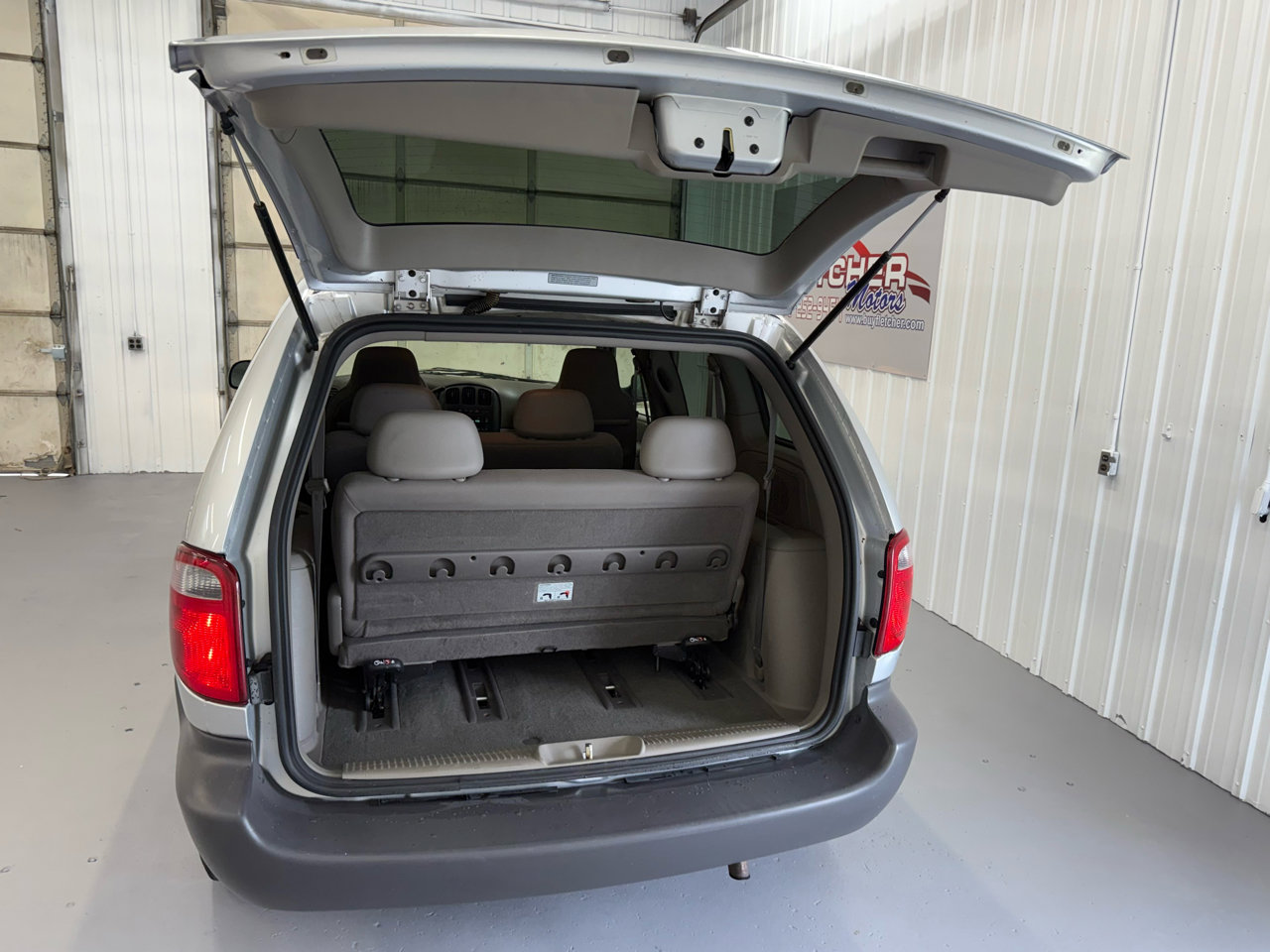 Used 2002 Dodge Caravan SE image 72