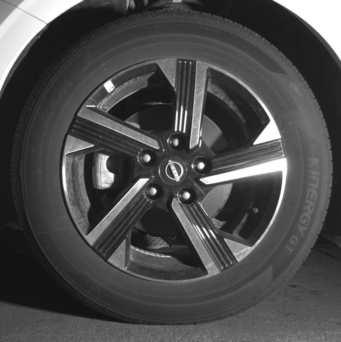 Used 2025 Nissan Sentra SV image 12