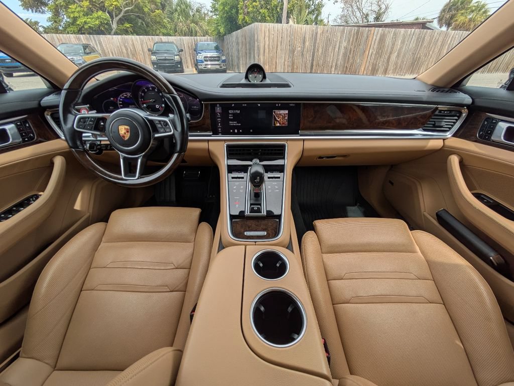 Used 2018 Porsche Panamera 4S AWD/4WD image 15