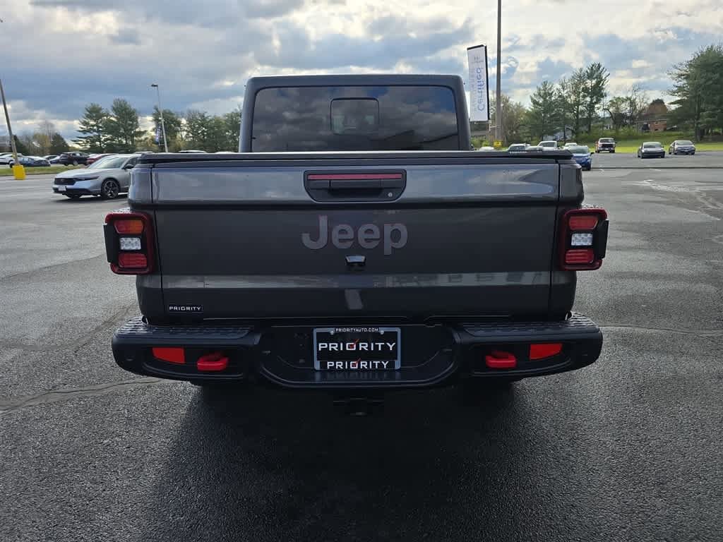 Used 2020 Jeep Gladiator Rubicon AWD/4WD image 8