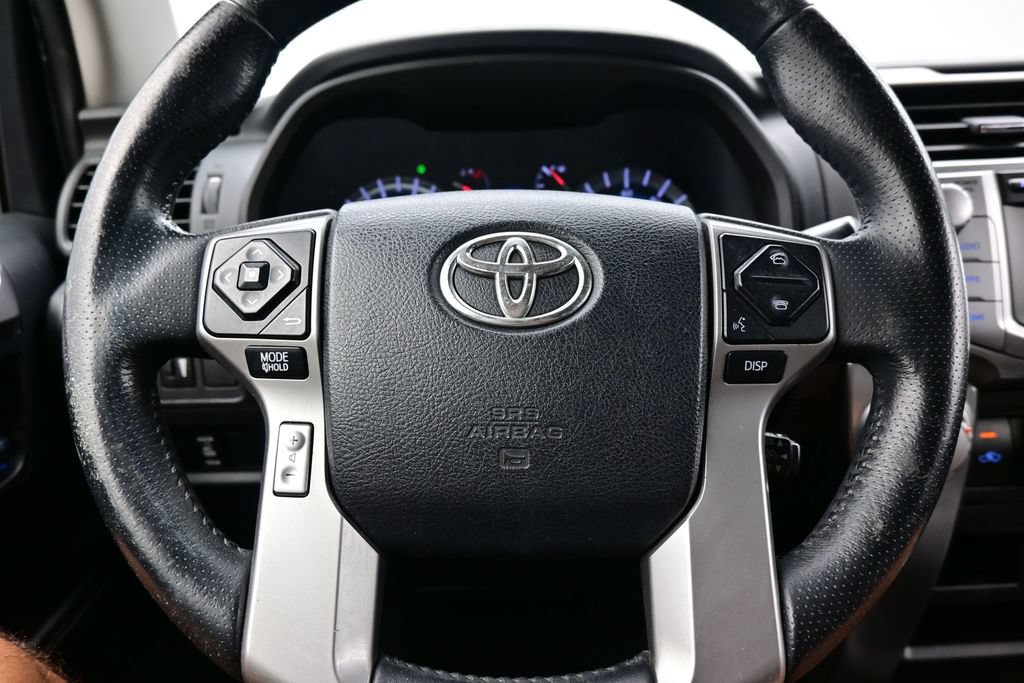Used 2014 Toyota 4Runner SR5 AWD/4WD image 45