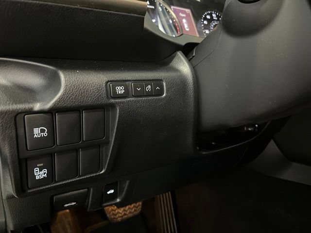Used 2019 Lexus IS 300 w/ Accessory Package 2 RWD image 15