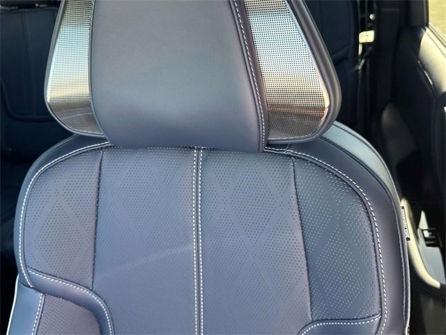 New 2026 INFINITI QX80 4WD w/ Sport Exterior Package image 25