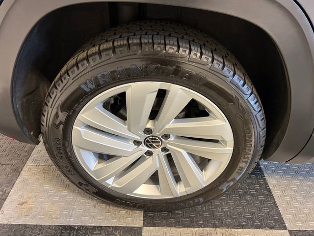 Certified 2022 Volkswagen Atlas Cross Sport SE AWD/4WD image 15