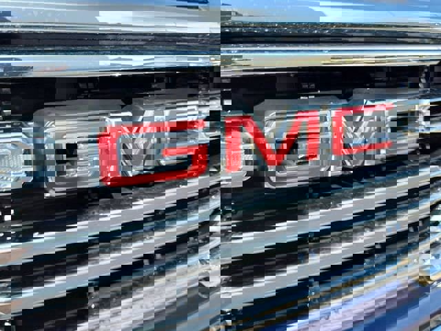 Used 2022 GMC Sierra 1500 SLT w/ SLT Premium Plus Package image 31