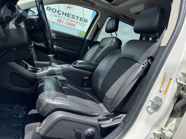 Used 2020 Dodge Journey Crossroad FWD image 5