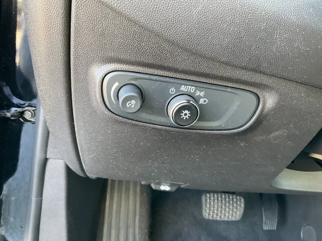 Used 2024 Chevrolet Equinox LT image 9