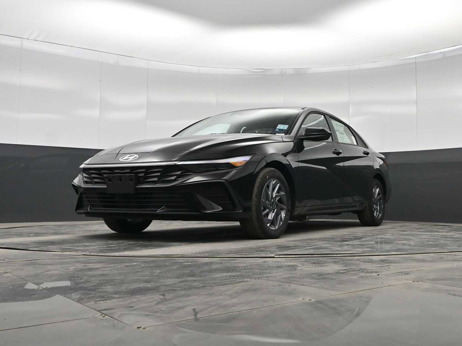 New 2026 Hyundai Elantra Blue image 33