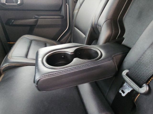 Used 2024 Ford Bronco Badlands image 17