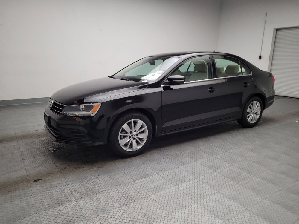 Used 2015 Volkswagen Jetta SE FWD image 2
