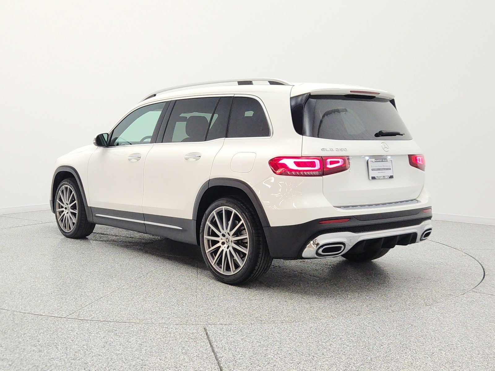 Used 2022 Mercedes-Benz GLB 250 image 7