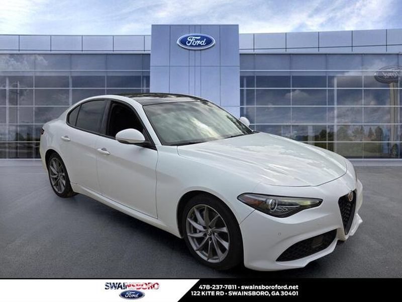 Used 2023 Alfa Romeo Giulia Sprint RWD video 1