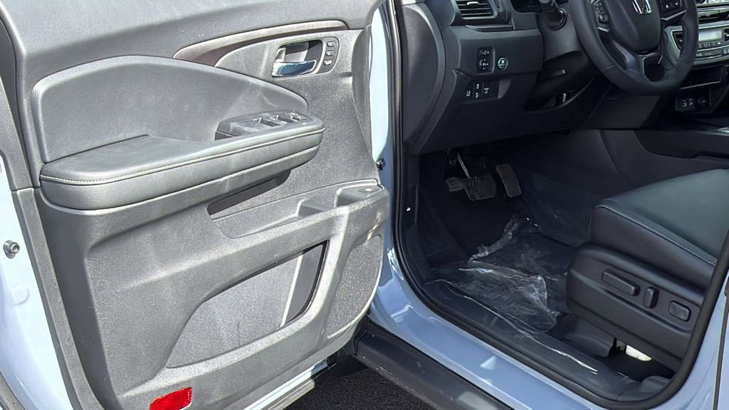 New 2026 Honda Ridgeline RTL image 23