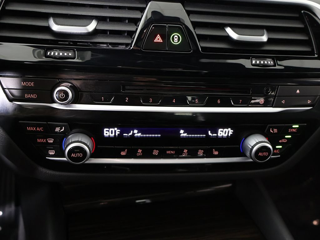 Used 2018 BMW 530e xDrive AWD/4WD image 54