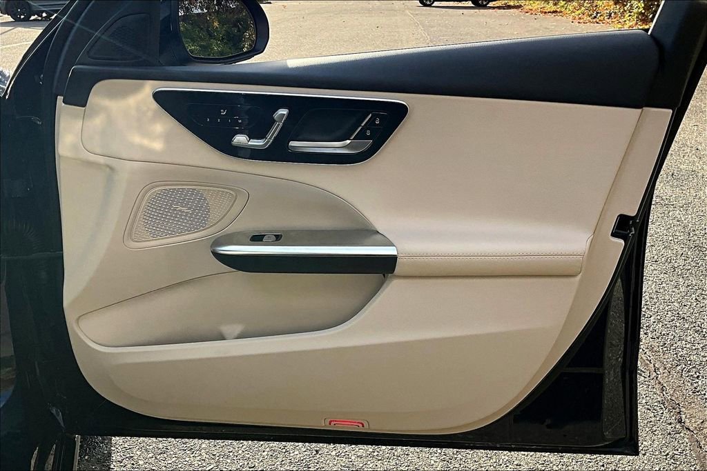 Certified 2023 Mercedes-Benz C 300 4MATIC Sedan image 19