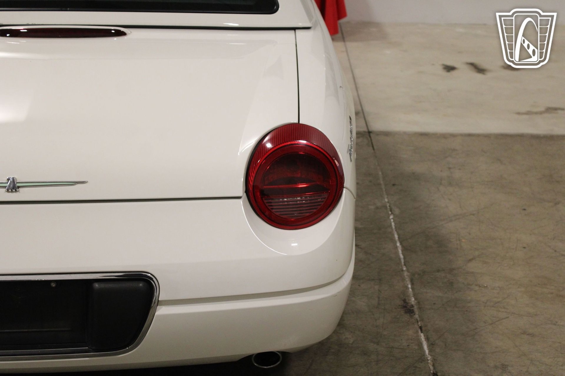 Used 2002 Ford Thunderbird image 34