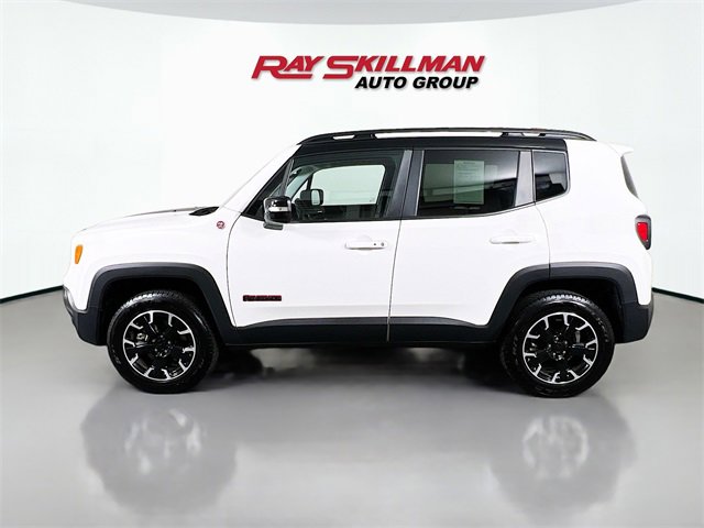Used 2023 Jeep Renegade Trailhawk image 4