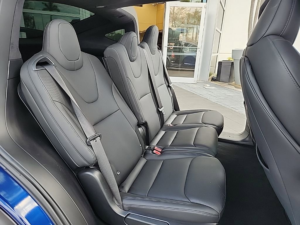 Used 2024 Tesla Model X image 20