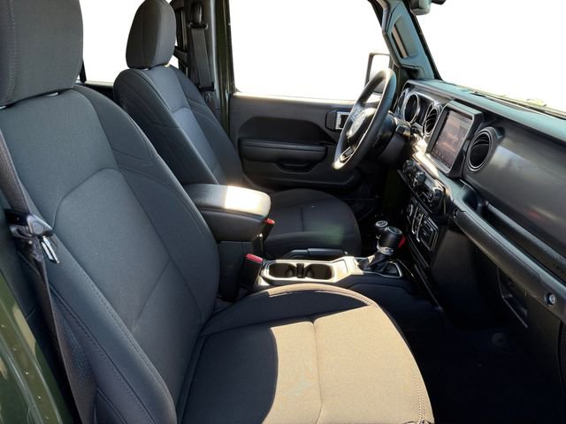 Used 2023 Jeep Gladiator Willys image 17