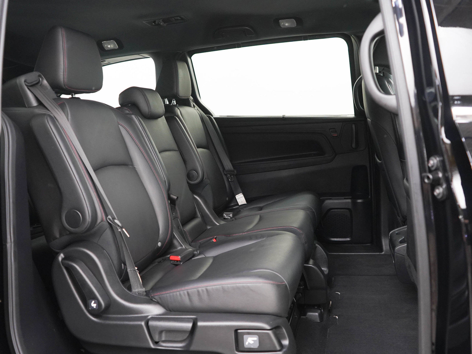 Used 2024 Honda Odyssey Sport image 12