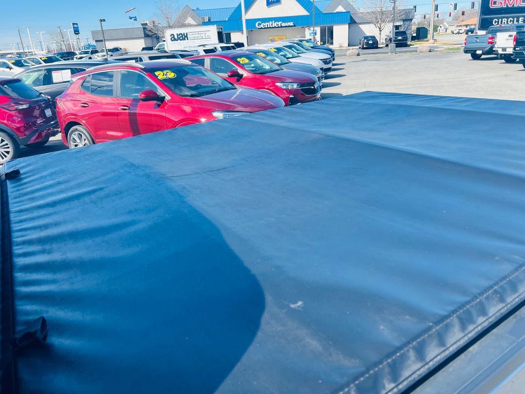 Used 2022 GMC Canyon Elevation image 31