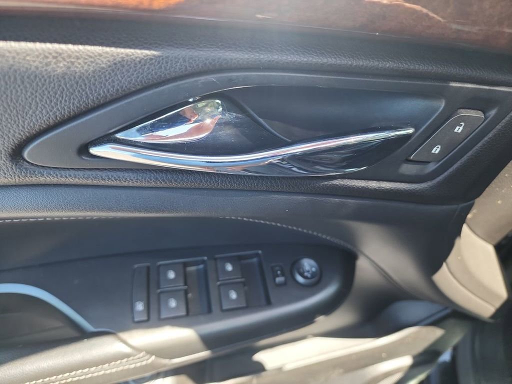 Certified 2012 Cadillac SRX Luxury FWD image 21