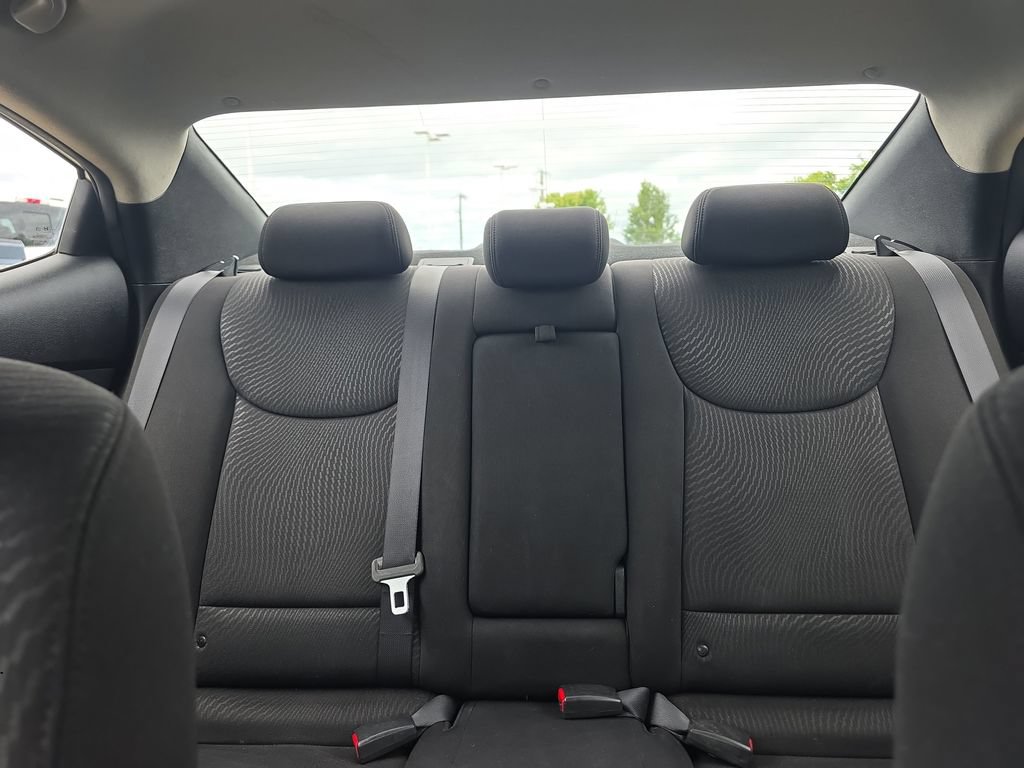 Used 2016 Hyundai Elantra Value Edition FWD image 39