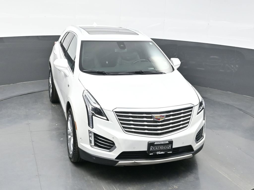 Used 2017 Cadillac XT5 Platinum w/ Driver Assist Package image 27