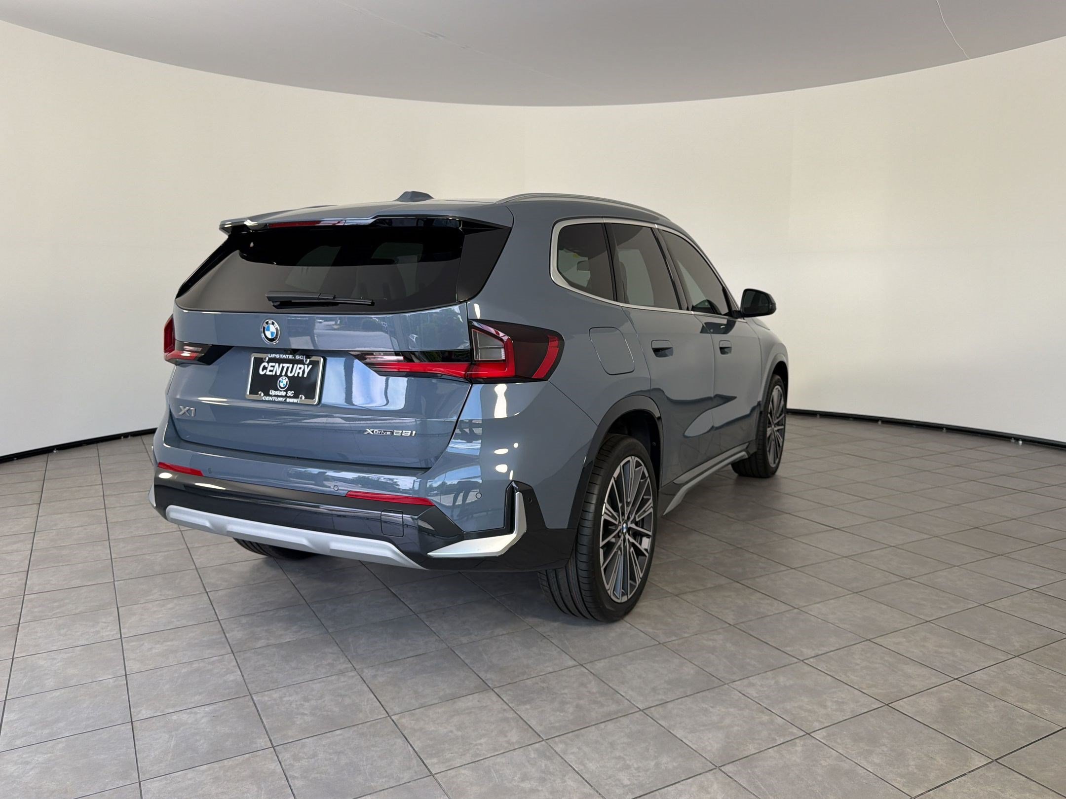 New 2026 BMW X1 xDrive28i w/ Convenience Package AWD/4WD image 9