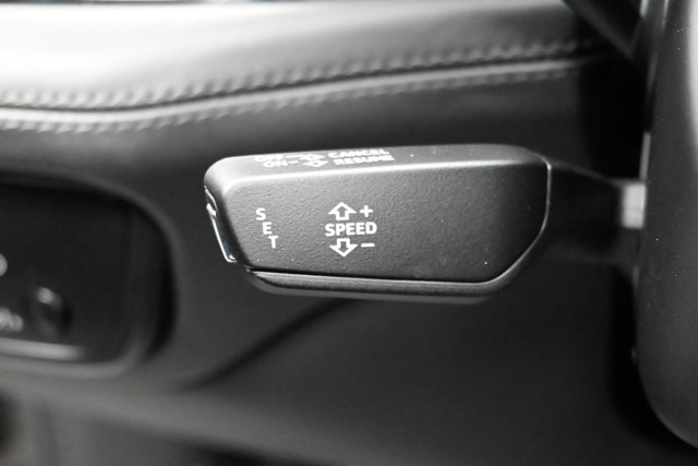 Used 2019 Bentley Bentayga image 74