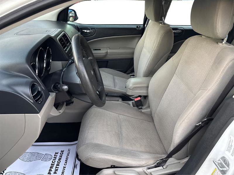 Used 2011 Dodge Caliber Mainstreet image 10
