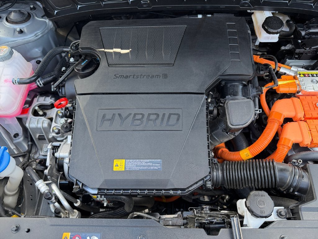 Used 2025 Kia Niro LX FWD image 30