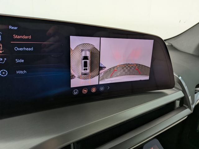 New 2027 Cadillac Vistiq Luxury w/ LPO, Floor Liner Package AWD/4WD image 5
