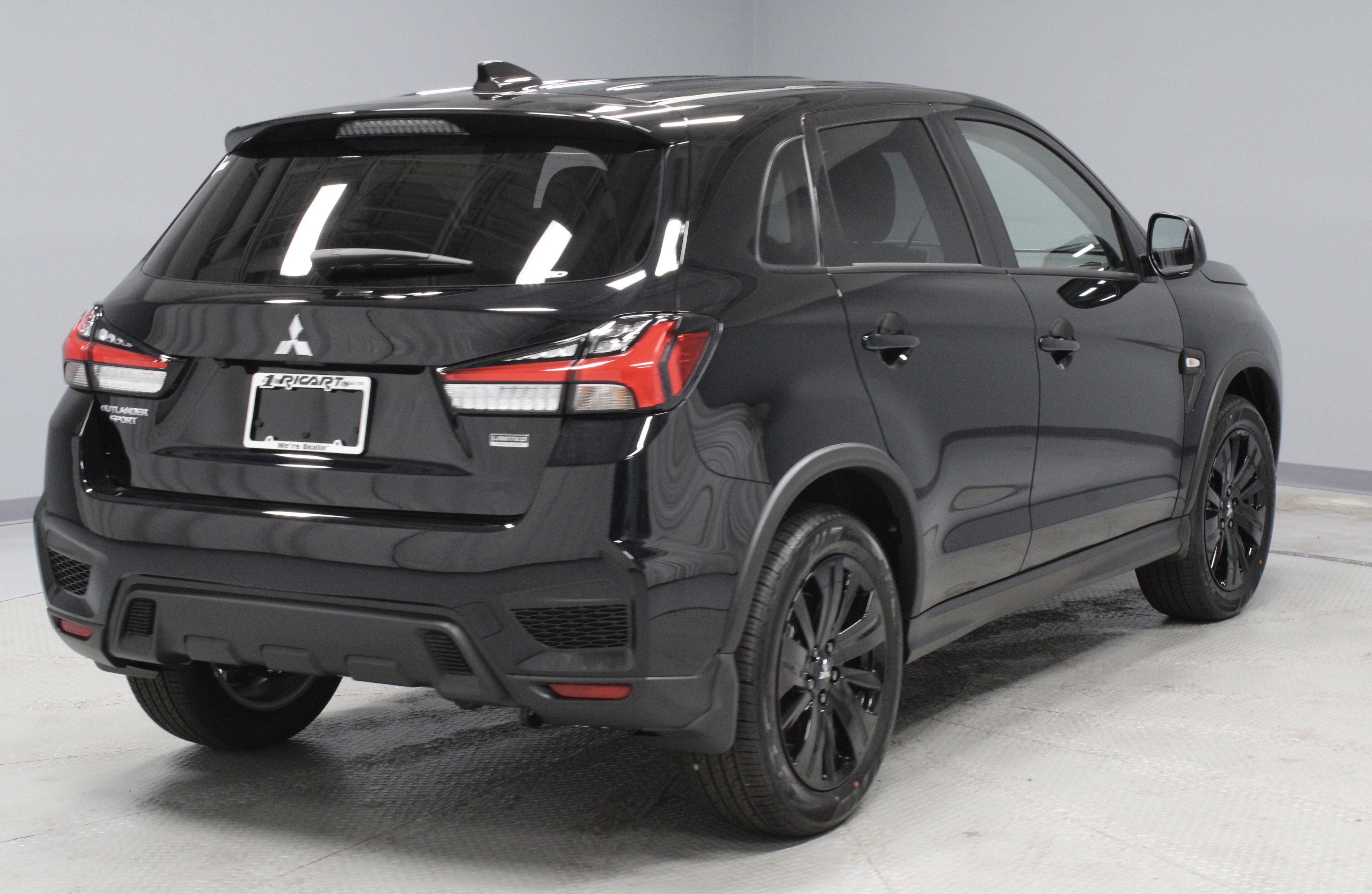 New 2025 Mitsubishi Outlander Sport LE image 8