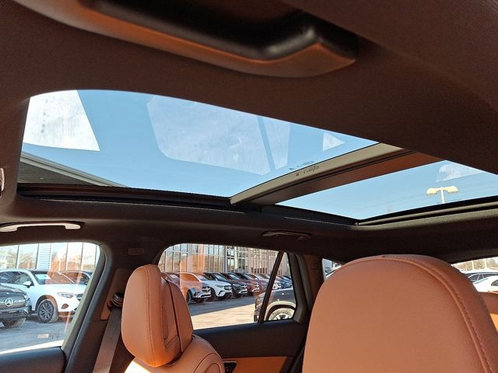 Certified 2026 Mercedes-Benz GLC 300 4MATIC image 13