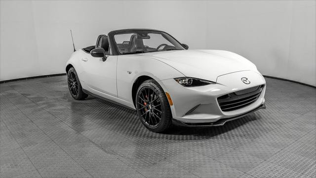 Used 2020 MAZDA MX-5 Miata Club w/ Brembo/BBS Recaro Package RWD image 9