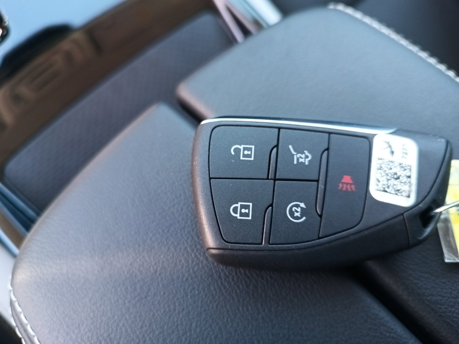 Used 2025 Buick Envision Sport Touring image 25