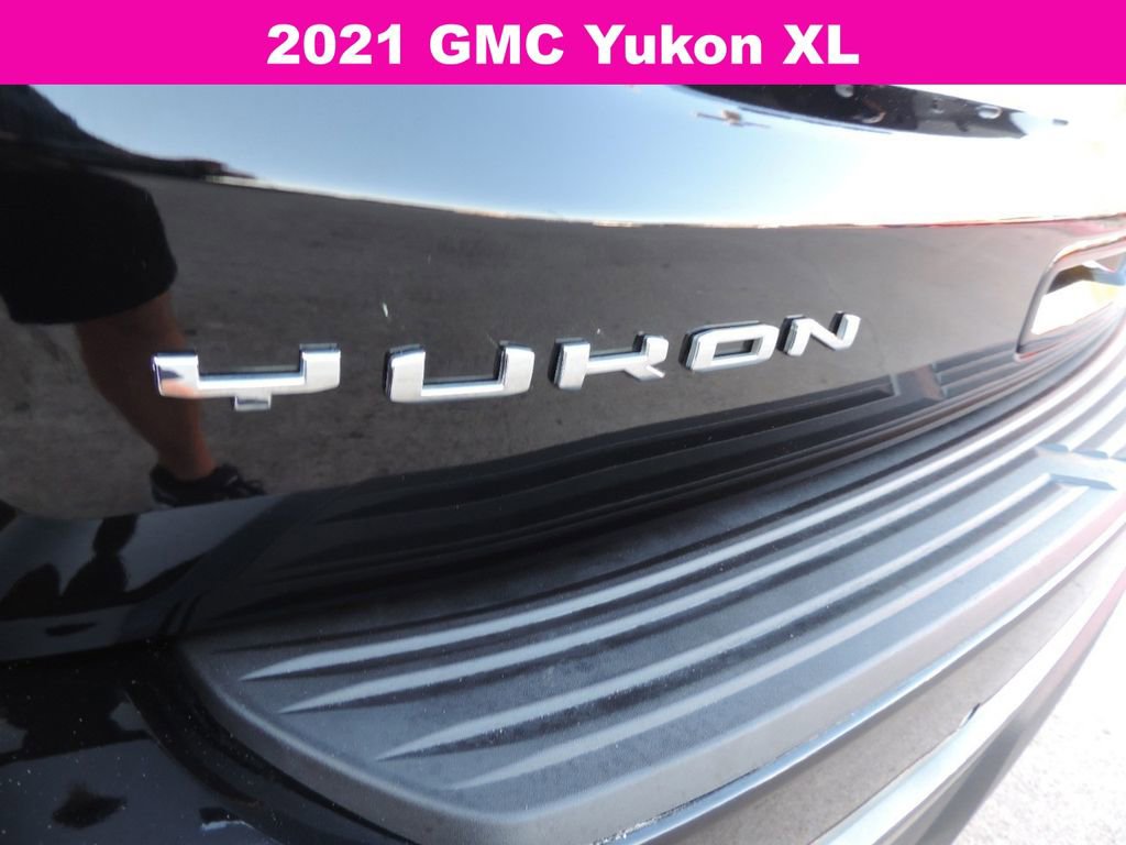 Used 2021 GMC Yukon XL AT4 w/ Rear Media and Nav Package image 13