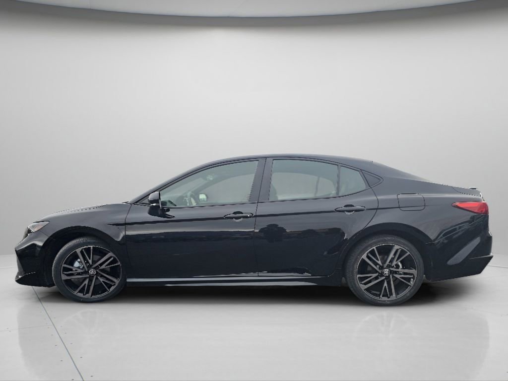 Used 2025 Toyota Camry XSE FWD image 21