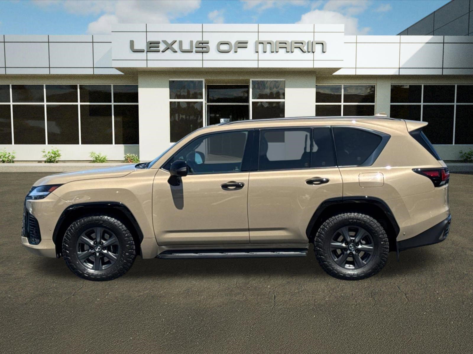 Used 2026 Lexus LX 700h Overtrail AWD/4WD image 2